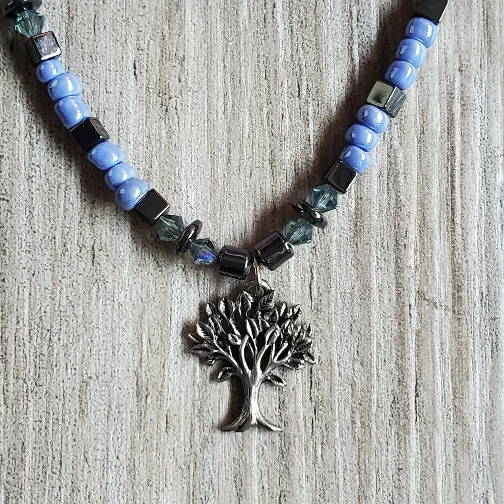 Black And Blue Beaded Tree of‎ Life Silver Toned Pendant Necklace Unbranded